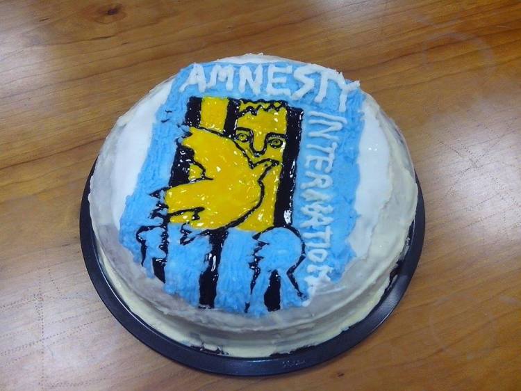 Amnesty Galway - Picasso- The Prisoner and the Dove Rose Cake
